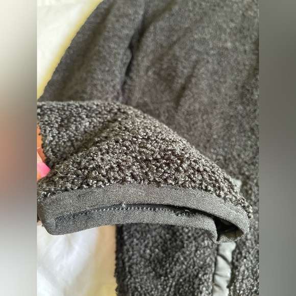 Vans womens Black Mock Neck Sherpa Zip-Up Jacket XS NWOT - Picture 14 of 15